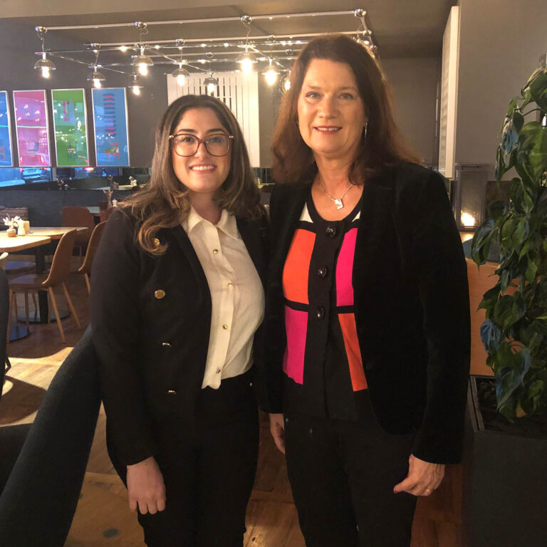 Pari Ibrahim with former Swedish Foreign Minister Ann Linde.