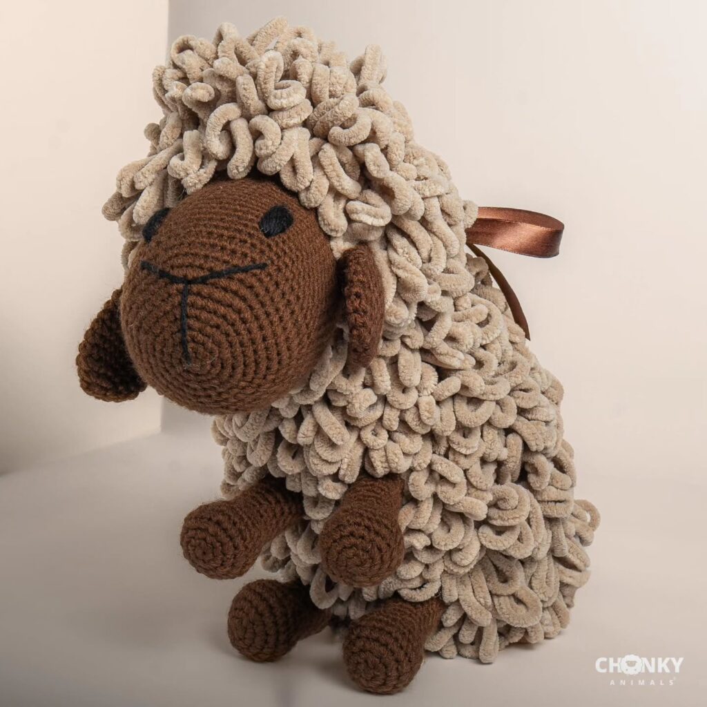 Instagram post from chonky_animals_fyf. This post is in position 2.