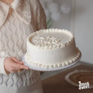 Instagram post from sugarissweetbakery. This post is in position 6.