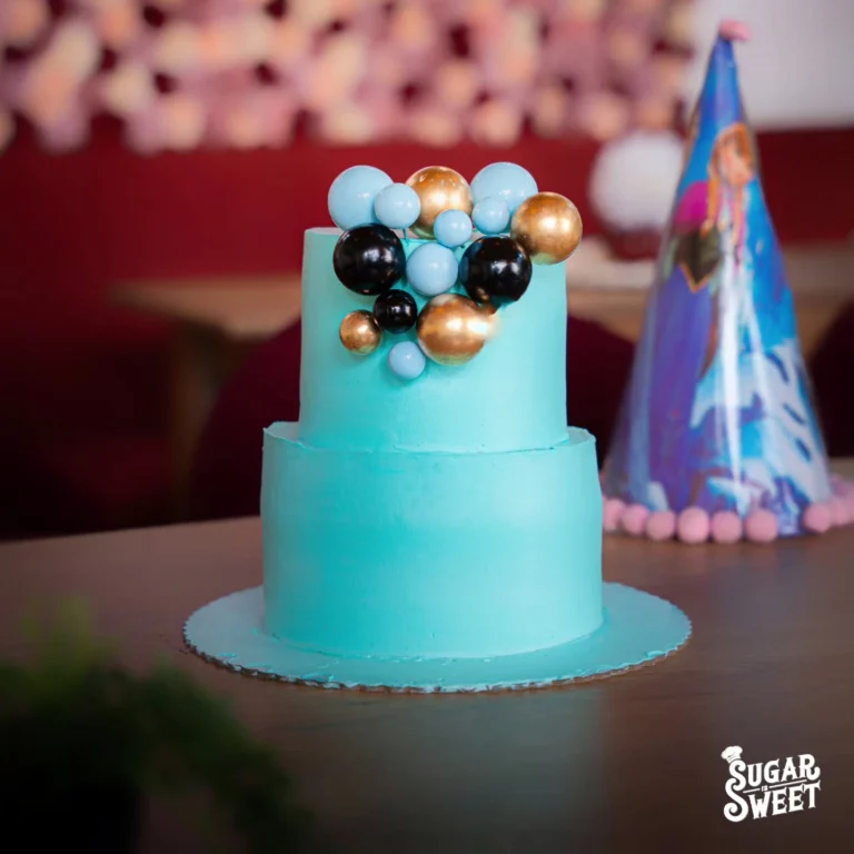 Instagram post from sugarissweetbakery. This post is in position 0.