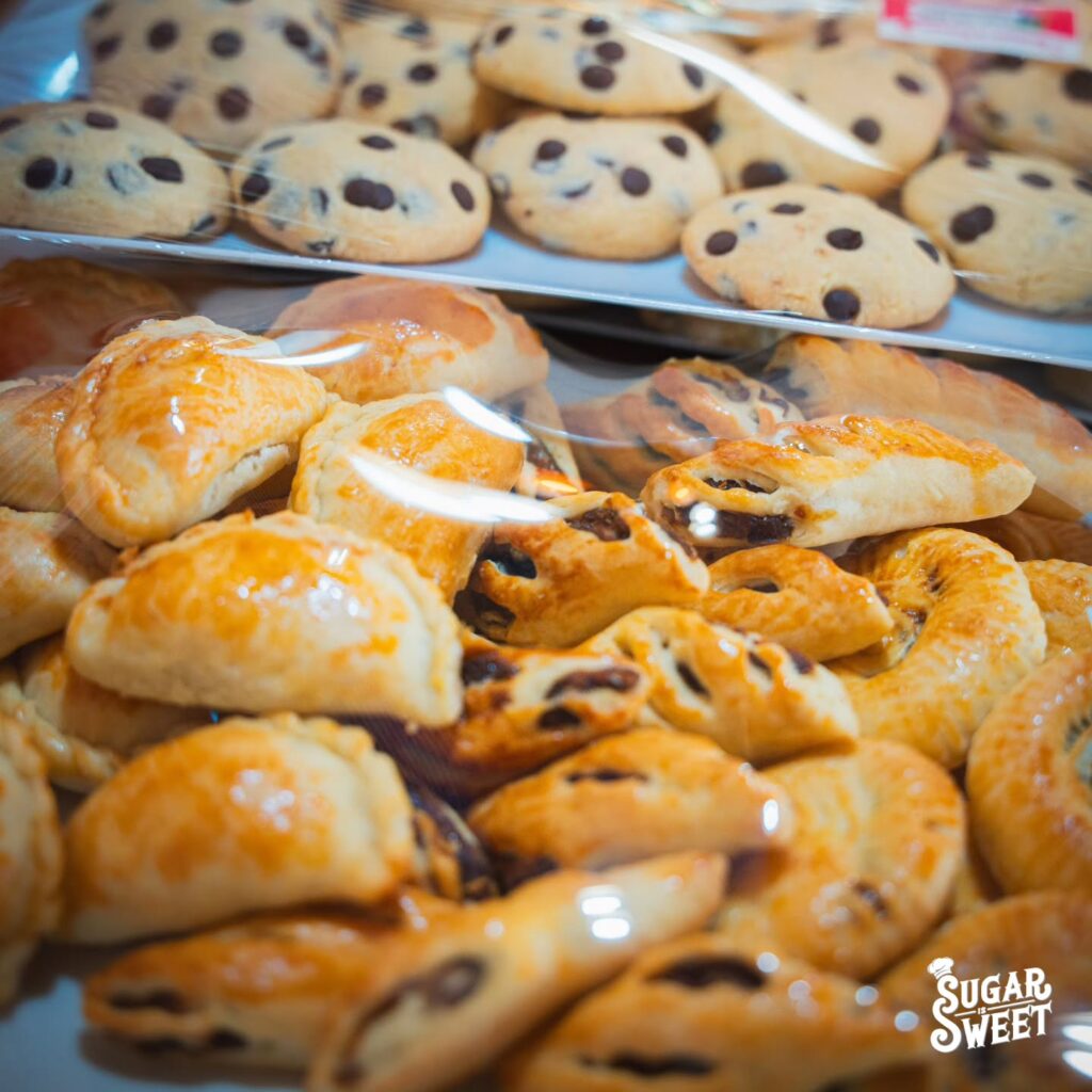 Instagram post from sugarissweetbakery. This post is in position 4.